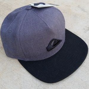 NEW Quiksilver Snapback Cap